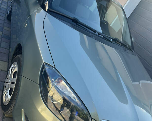 Зелений Шкода Фабія, об'ємом двигуна 1.39 л та пробігом 191 тис. км за 6500 $, фото 15 на Automoto.ua