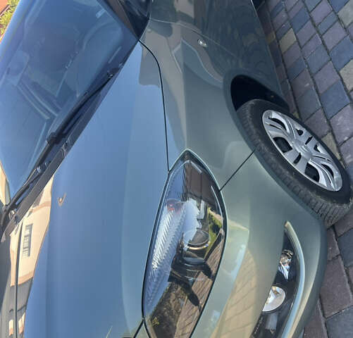 Зелений Шкода Фабія, об'ємом двигуна 1.39 л та пробігом 191 тис. км за 6500 $, фото 18 на Automoto.ua