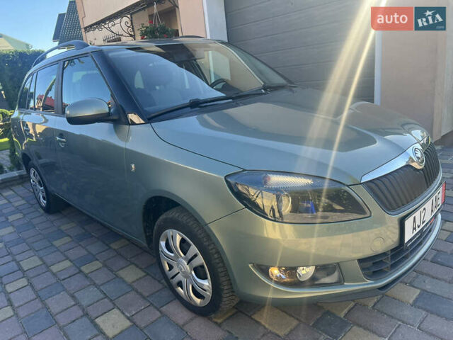 Зелений Шкода Фабія, об'ємом двигуна 1.39 л та пробігом 191 тис. км за 6500 $, фото 8 на Automoto.ua