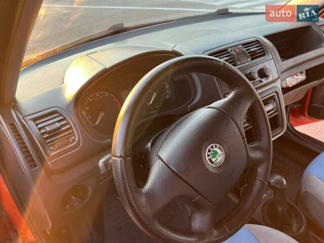 Помаранчевий Шкода Фабія, об'ємом двигуна 1.2 л та пробігом 237 тис. км за 4500 $, фото 27 на Automoto.ua