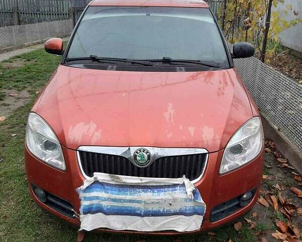 Оранжевый Шкода Фабия, объемом двигателя 1.39 л и пробегом 247 тыс. км за 3494 $, фото 3 на Automoto.ua