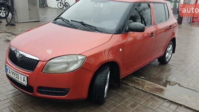 Оранжевый Шкода Фабия, объемом двигателя 1.2 л и пробегом 270 тыс. км за 3000 $, фото 7 на Automoto.ua