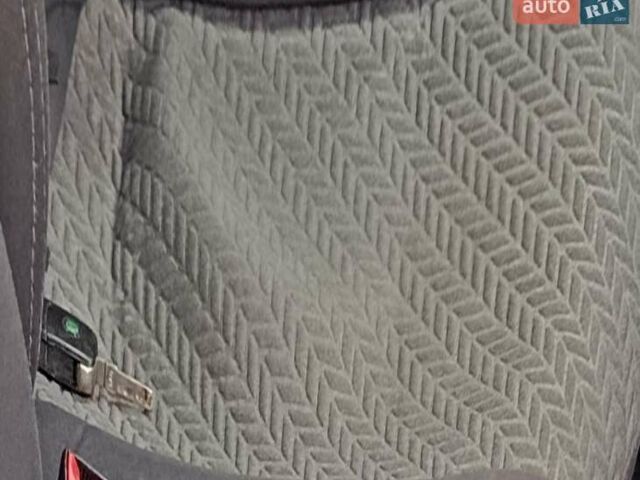 Помаранчевий Шкода Фабія, об'ємом двигуна 1.42 л та пробігом 207 тис. км за 4500 $, фото 9 на Automoto.ua