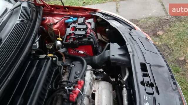 Помаранчевий Шкода Фабія, об'ємом двигуна 1.39 л та пробігом 340 тис. км за 2700 $, фото 8 на Automoto.ua