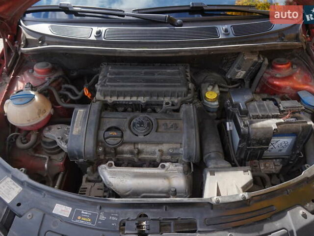 Шкода Фабия 2008 в Львове на Automoto.ua Оранжевый Шкода Фабия, объемом двигателя 1.39 л и пробегом 158 тыс. км за 6200 $, фото 5 на Automoto.ua