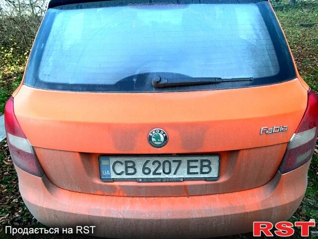 Помаранчевий Шкода Фабія, об'ємом двигуна 1.4 л та пробігом 0 тис. км за 2300 $, фото 5 на Automoto.ua