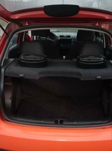 Помаранчевий Шкода Фабія, об'ємом двигуна 1.39 л та пробігом 340 тис. км за 2700 $, фото 5 на Automoto.ua