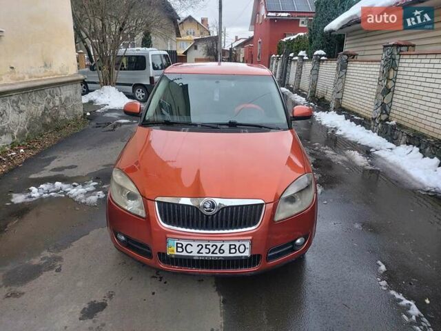 Помаранчевий Шкода Фабія, об'ємом двигуна 1.6 л та пробігом 325 тис. км за 3550 $, фото 9 на Automoto.ua