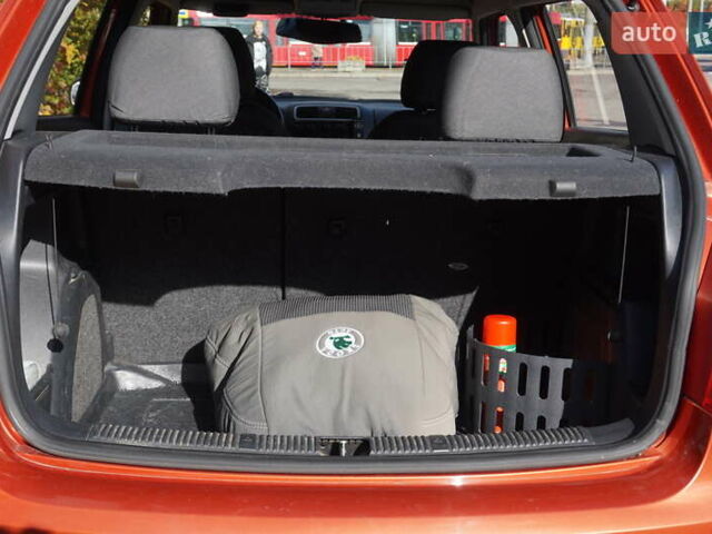 Шкода Фабия 2008 в Львове на Automoto.ua Оранжевый Шкода Фабия, объемом двигателя 1.39 л и пробегом 158 тыс. км за 6200 $, фото 10 на Automoto.ua