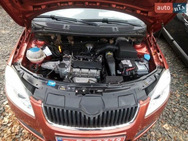 Помаранчевий Шкода Фабія, об'ємом двигуна 1.2 л та пробігом 124 тис. км за 5000 $, фото 6 на Automoto.ua