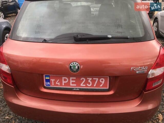 Помаранчевий Шкода Фабія, об'ємом двигуна 1.2 л та пробігом 124 тис. км за 5000 $, фото 2 на Automoto.ua