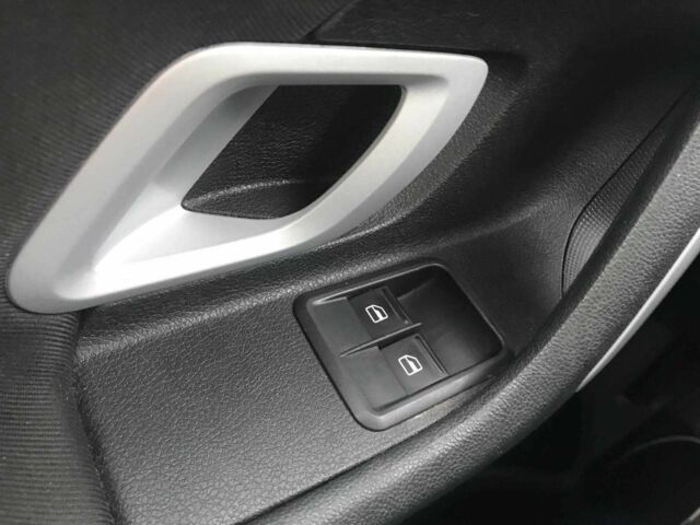 Оранжевый Шкода Фабия, объемом двигателя 1.2 л и пробегом 124 тыс. км за 4800 $, фото 12 на Automoto.ua