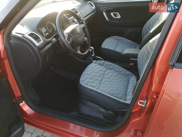 Помаранчевий Шкода Фабія, об'ємом двигуна 1.6 л та пробігом 240 тис. км за 7200 $, фото 20 на Automoto.ua