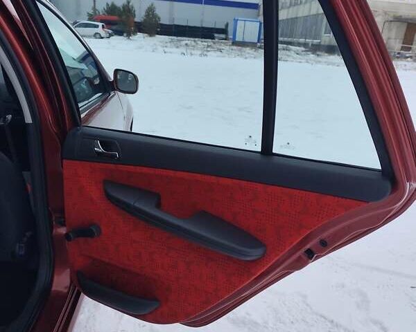 Помаранчевий Шкода Фабія, об'ємом двигуна 1.4 л та пробігом 160 тис. км за 4700 $, фото 32 на Automoto.ua