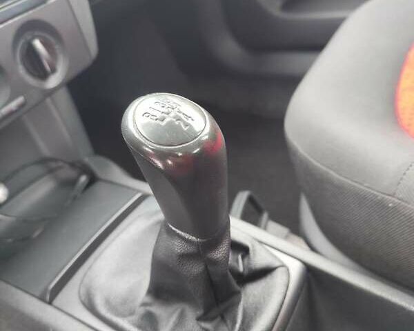 Помаранчевий Шкода Фабія, об'ємом двигуна 1.4 л та пробігом 160 тис. км за 4700 $, фото 51 на Automoto.ua