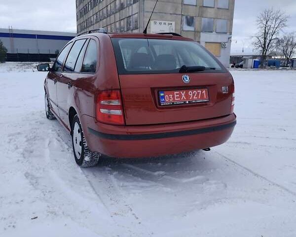 Помаранчевий Шкода Фабія, об'ємом двигуна 1.4 л та пробігом 160 тис. км за 4700 $, фото 6 на Automoto.ua