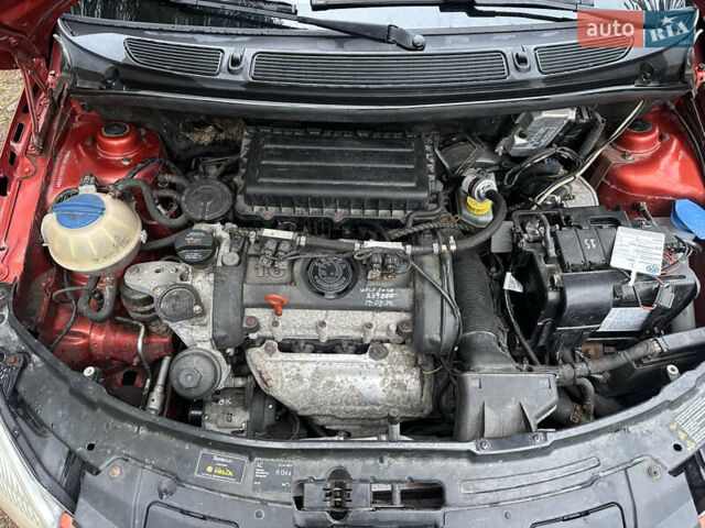 Помаранчевий Шкода Фабія, об'ємом двигуна 1.6 л та пробігом 254 тис. км за 6450 $, фото 16 на Automoto.ua