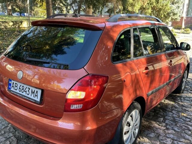 Оранжевый Шкода Фабия, объемом двигателя 1.4 л и пробегом 150 тыс. км за 3600 $, фото 4 на Automoto.ua