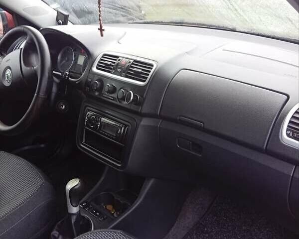Помаранчевий Шкода Фабія, об'ємом двигуна 1.4 л та пробігом 340 тис. км за 4300 $, фото 10 на Automoto.ua