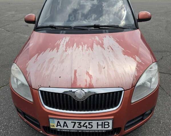 Помаранчевий Шкода Фабія, об'ємом двигуна 1.39 л та пробігом 259 тис. км за 2600 $, фото 1 на Automoto.ua