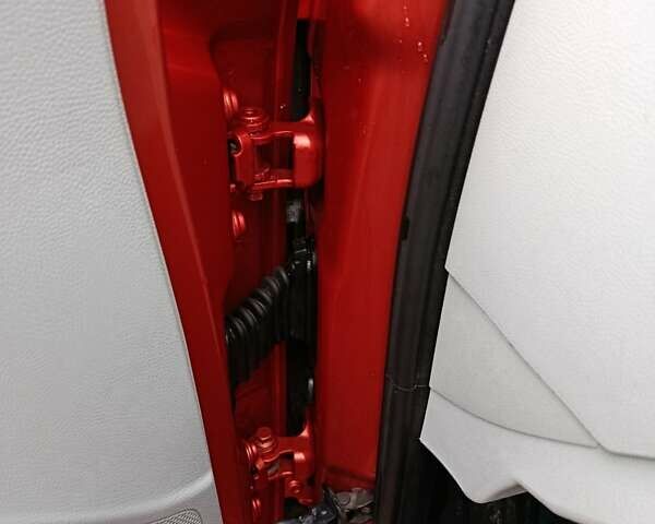 Помаранчевий Шкода Фабія, об'ємом двигуна 1.39 л та пробігом 234 тис. км за 5750 $, фото 18 на Automoto.ua