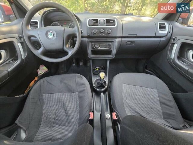 Помаранчевий Шкода Фабія, об'ємом двигуна 1.39 л та пробігом 259 тис. км за 2600 $, фото 7 на Automoto.ua