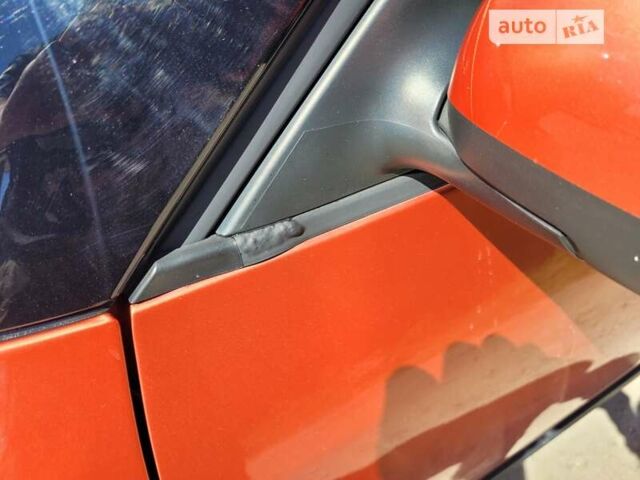 Оранжевый Шкода Фабия, объемом двигателя 1.39 л и пробегом 202 тыс. км за 4400 $, фото 40 на Automoto.ua