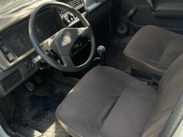 Білий Шкода Фаворит, об'ємом двигуна 0 л та пробігом 200 тис. км за 428 $, фото 4 на Automoto.ua