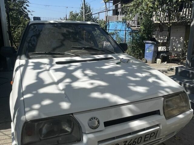 Білий Шкода Фаворит, об'ємом двигуна 0 л та пробігом 200 тис. км за 428 $, фото 1 на Automoto.ua