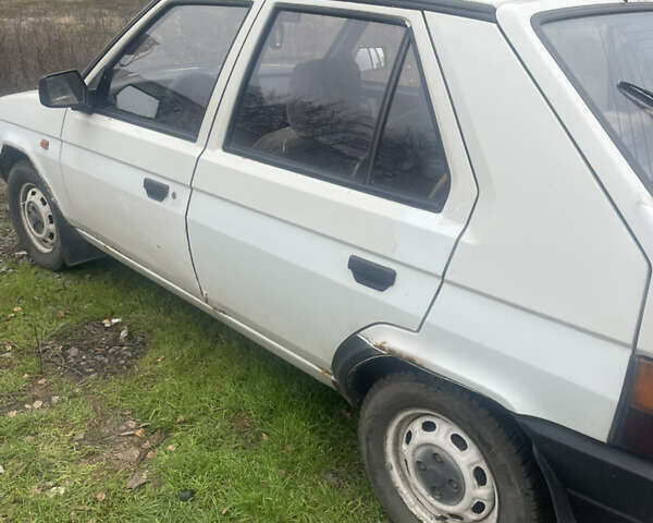 Білий Шкода Фаворит, об'ємом двигуна 0 л та пробігом 190 тис. км за 750 $, фото 2 на Automoto.ua