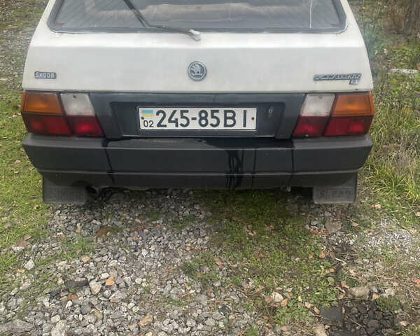 Білий Шкода Фаворит, об'ємом двигуна 0 л та пробігом 190 тис. км за 750 $, фото 1 на Automoto.ua
