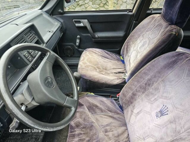 Белый Шкода Фаворит, объемом двигателя 1.3 л и пробегом 140 тыс. км за 800 $, фото 10 на Automoto.ua