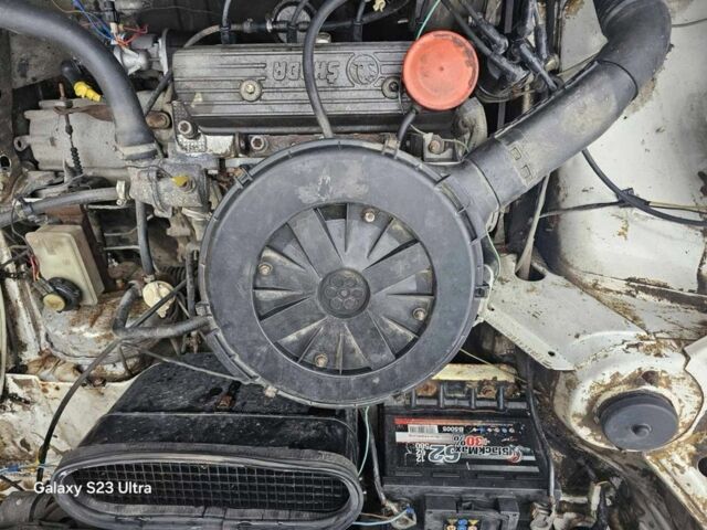 Белый Шкода Фаворит, объемом двигателя 1.3 л и пробегом 140 тыс. км за 800 $, фото 14 на Automoto.ua