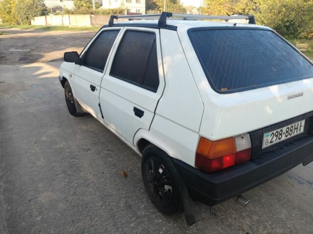 Белый Шкода Фаворит, объемом двигателя 2 л и пробегом 2 тыс. км за 850 $, фото 1 на Automoto.ua