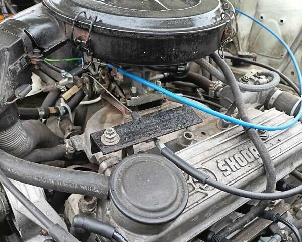 Белый Шкода Фаворит, объемом двигателя 1.3 л и пробегом 180 тыс. км за 1700 $, фото 10 на Automoto.ua