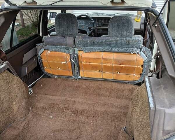 Белый Шкода Фаворит, объемом двигателя 1.3 л и пробегом 180 тыс. км за 1700 $, фото 8 на Automoto.ua