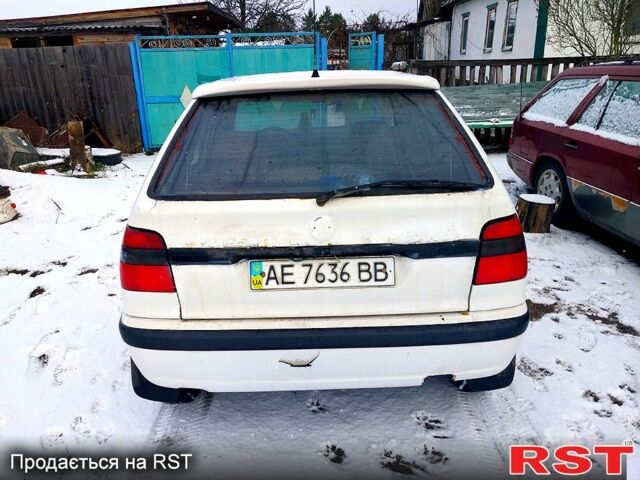 Білий Шкода Фаворит, об'ємом двигуна 1.3 л та пробігом 300 тис. км за 760 $, фото 4 на Automoto.ua