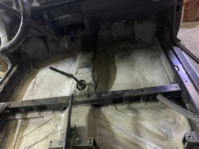 Чорний Шкода Фаворит, об'ємом двигуна 0 л та пробігом 25 тис. км за 481 $, фото 5 на Automoto.ua