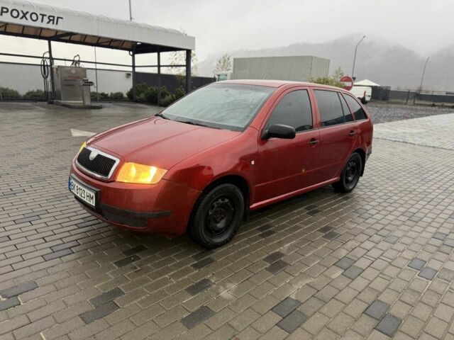 Червоний Шкода Фаворит, об'ємом двигуна 1.4 л та пробігом 320 тис. км за 2800 $, фото 1 на Automoto.ua