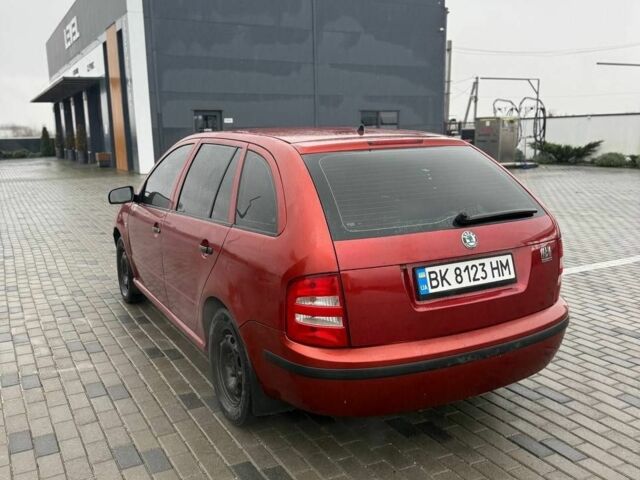 Червоний Шкода Фаворит, об'ємом двигуна 1.4 л та пробігом 320 тис. км за 2800 $, фото 3 на Automoto.ua