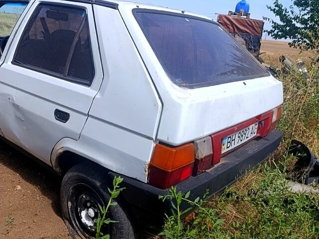 Шкода Фаворит, объемом двигателя 1.3 л и пробегом 0 тыс. км за 120 $, фото 1 на Automoto.ua