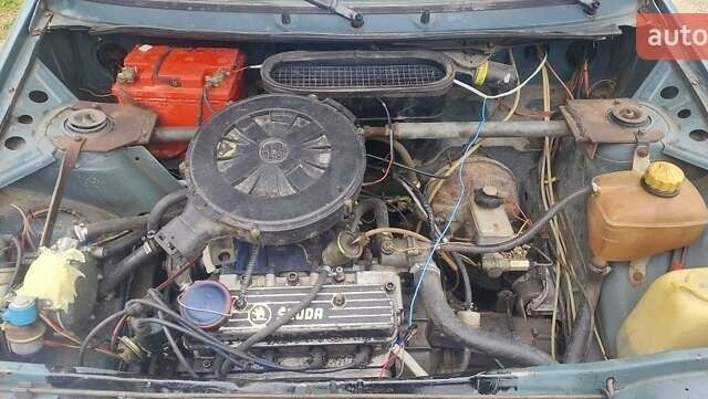 Синий Шкода Фаворит, объемом двигателя 1.3 л и пробегом 217 тыс. км за 799 $, фото 4 на Automoto.ua