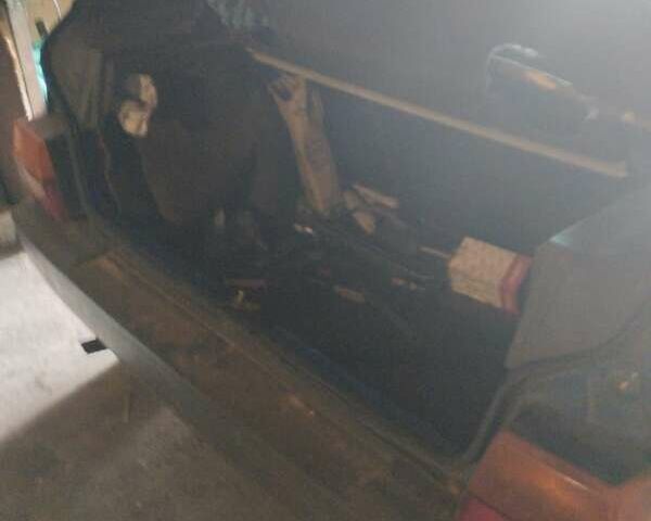 Синий Шкода Фаворит, объемом двигателя 1.3 л и пробегом 100 тыс. км за 1000 $, фото 5 на Automoto.ua