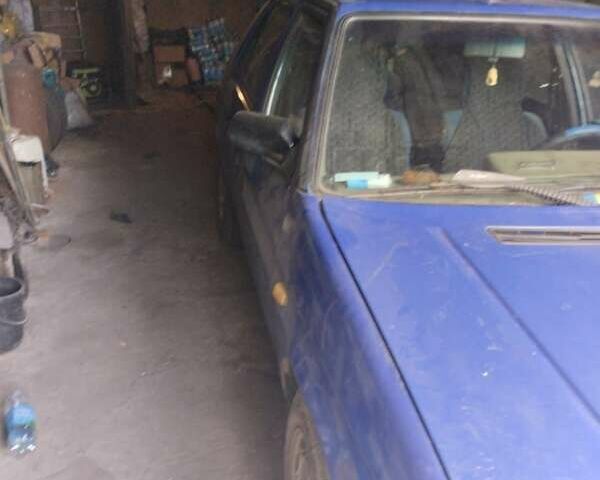 Синий Шкода Фаворит, объемом двигателя 1.3 л и пробегом 100 тыс. км за 1000 $, фото 1 на Automoto.ua