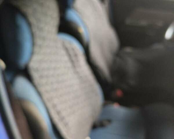 Синий Шкода Фаворит, объемом двигателя 1.3 л и пробегом 100 тыс. км за 1000 $, фото 4 на Automoto.ua