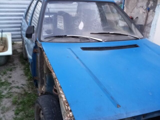 Синий Шкода Фаворит, объемом двигателя 1 л и пробегом 1000 тыс. км за 320 $, фото 2 на Automoto.ua