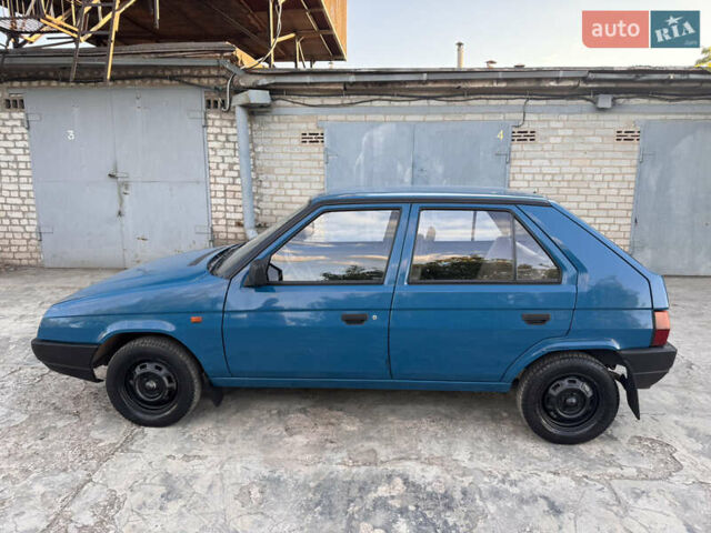 Синій Шкода Фаворит, об'ємом двигуна 1.29 л та пробігом 64 тис. км за 1500 $, фото 4 на Automoto.ua