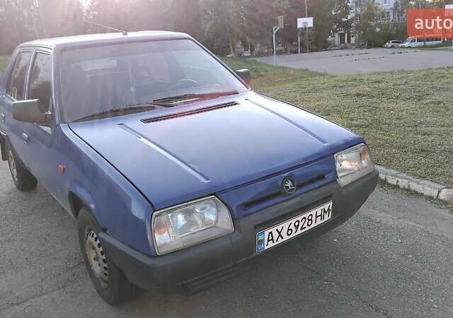 Синій Шкода Фаворит, об'ємом двигуна 1.3 л та пробігом 303 тис. км за 900 $, фото 8 на Automoto.ua