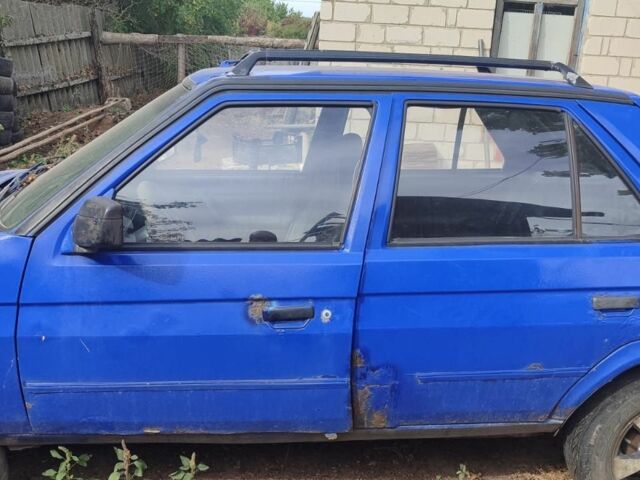 Синий Шкода Фаворит, объемом двигателя 1.3 л и пробегом 361 тыс. км за 477 $, фото 1 на Automoto.ua