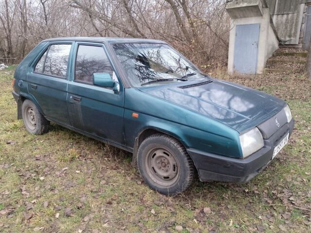 Зелений Шкода Фаворит, об'ємом двигуна 1.3 л та пробігом 323 тис. км за 628 $, фото 7 на Automoto.ua